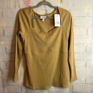 Isabel maternity ribbed super soft and stretchy top size XL NWT
